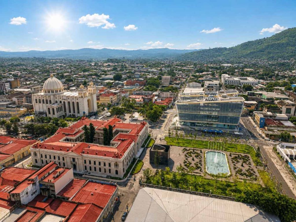Altas temperaturas siguen rompiendo récords en El Salvador