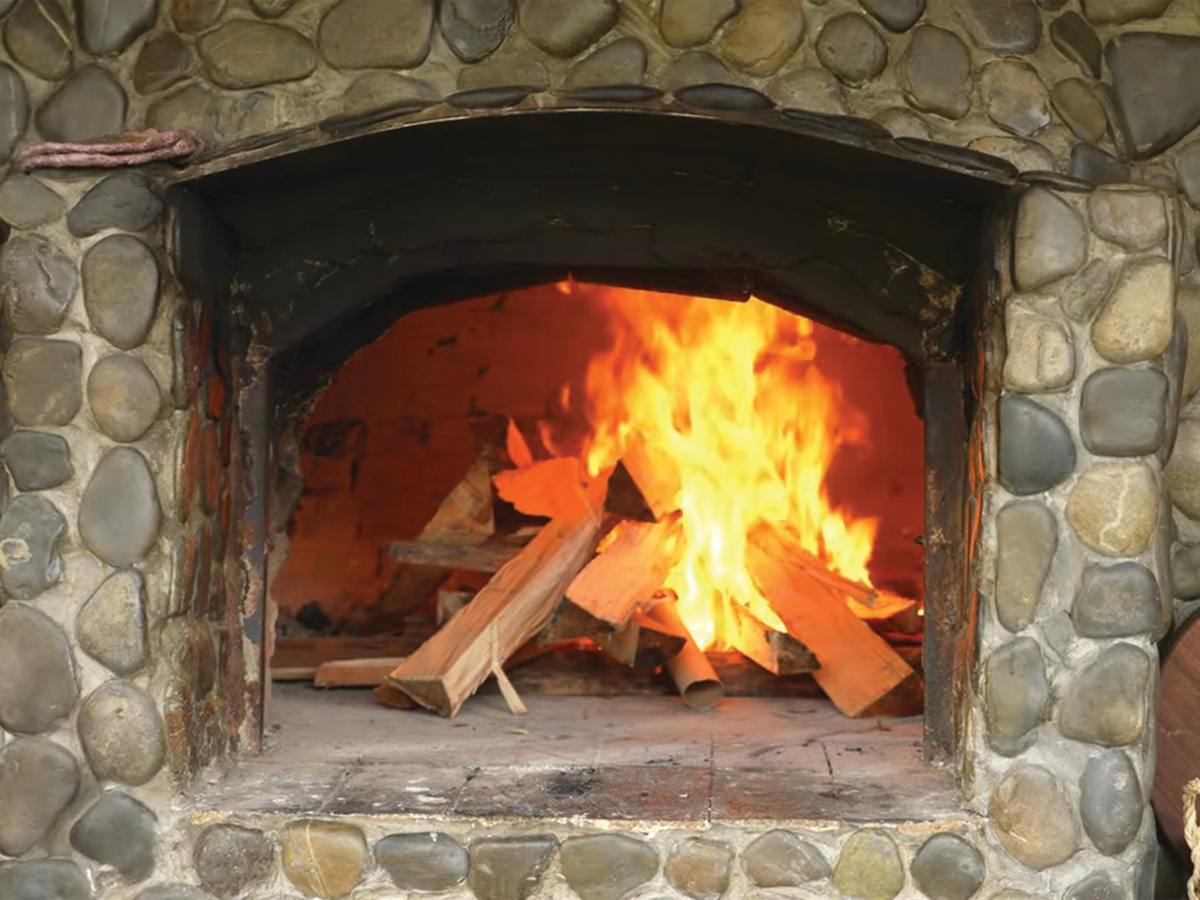 La fobia al fuego puede activar una respuesta intensa de ansiedad incluso ante señales cotidianas, como un ligero olor a quemado.