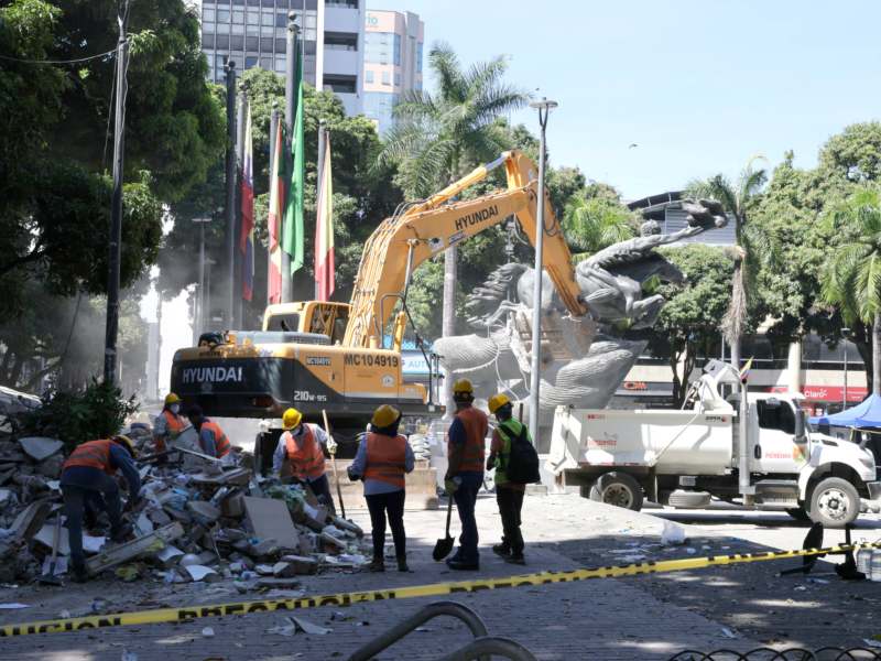 Viviendas quedaron destruidas tras el terremoto de magnitud 7.4 que tuvo su epicentro en el departamento del Chocó.