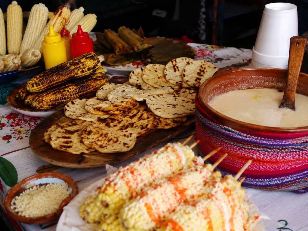 come-maiz-festival-suchitoto-01
