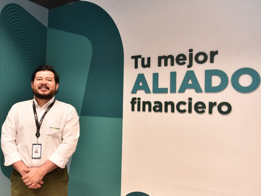 La promoción Ahorro Regalón Futbolero permitió a clientes de Credicomer participar por televisores Smart TV de 40 pulgadas mientras fortalecían su cultura de ahorro.