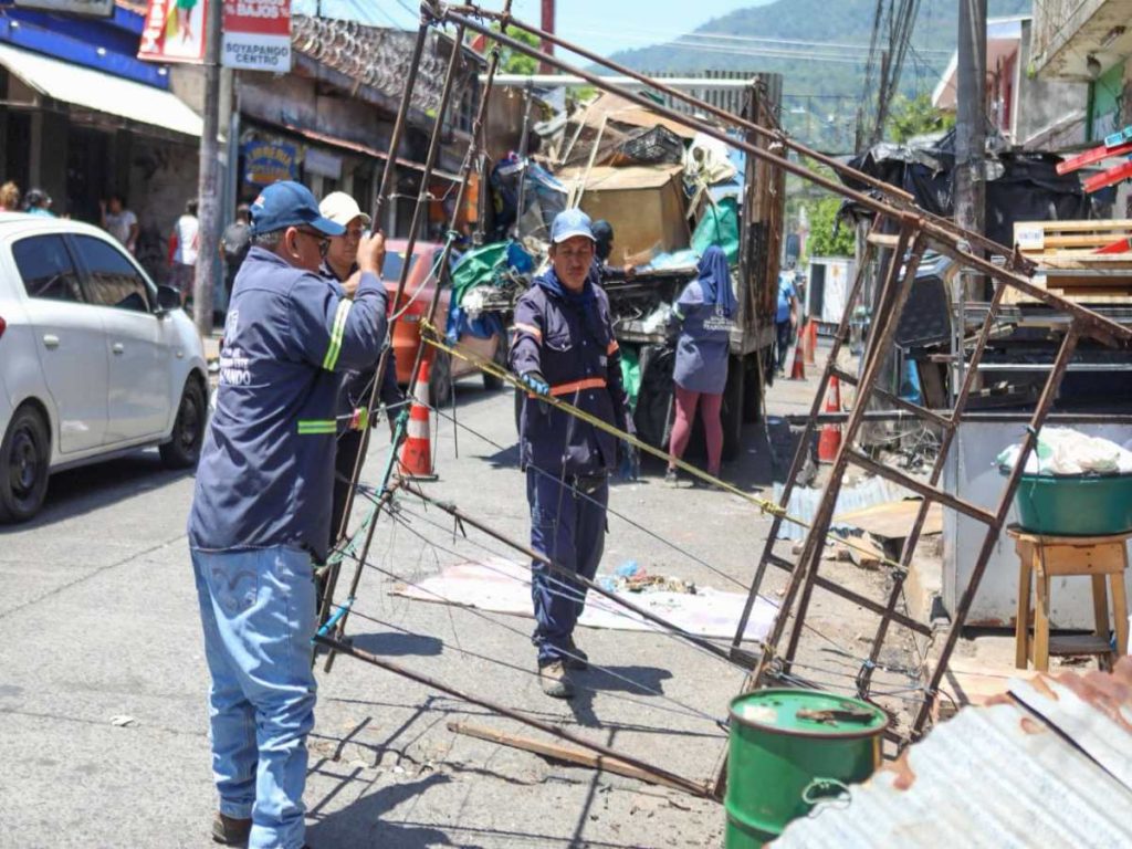 desalojo de puestos-Soyapango - San Salvador Este