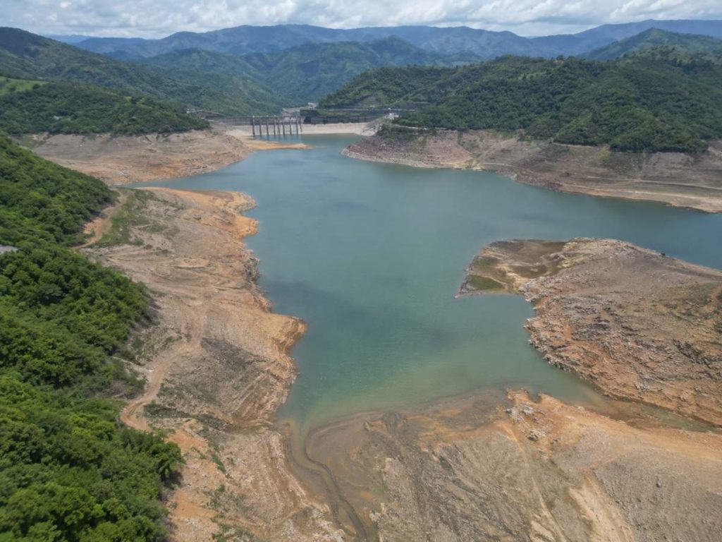 La sequía comienza a reflejarse en los principales embalses hidroeléctricos del país, donde cuatro registran niveles más bajos que en 2025.