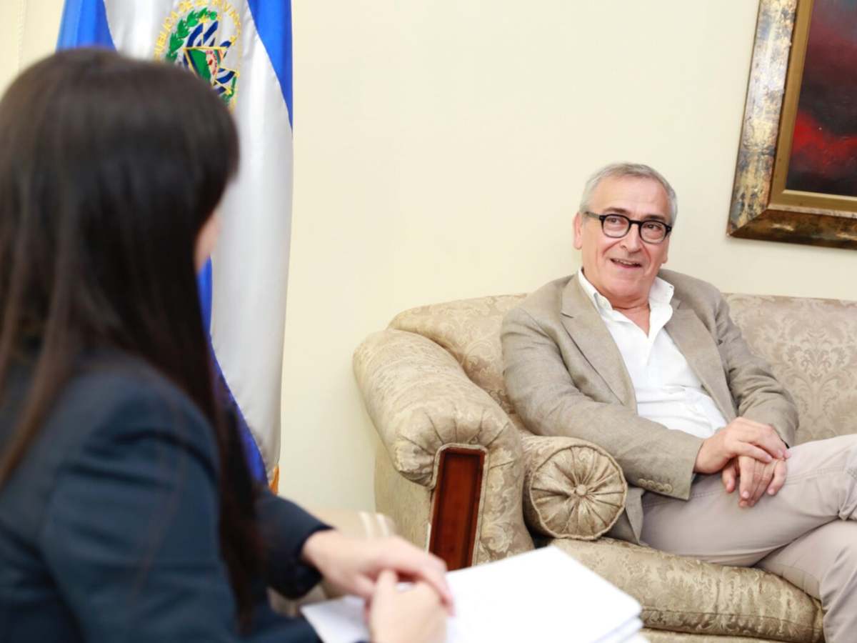 grupo pineiro el salvador (1)