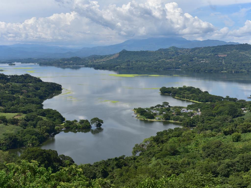 ML lago suchitlan plaisajes