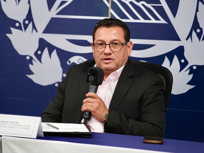 Rolando Castro explicó que todavía no existe una propuesta definida sobre cambios en el tiempo de trabajo.