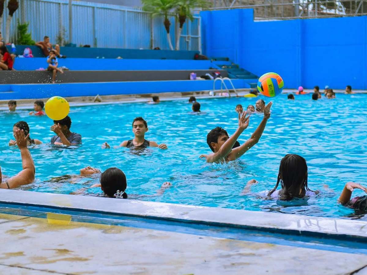 piscinas gratis san salvador (1)