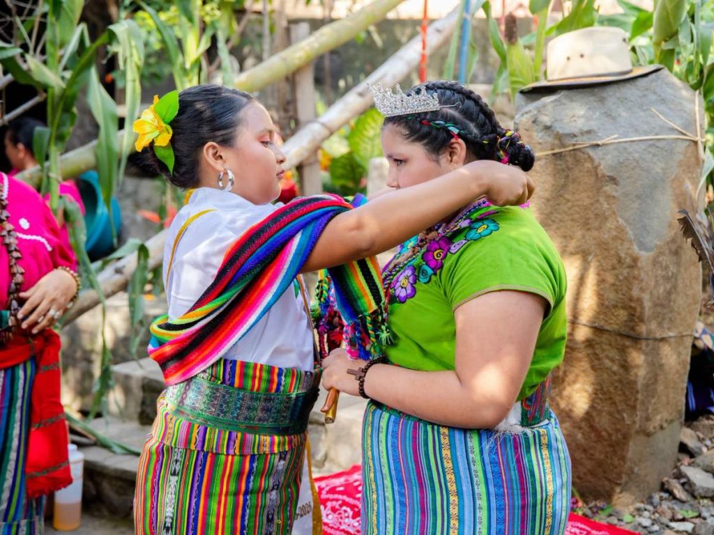 Izalco conmemoró el Día de los Pueblos Originarios con la consagración de la Princesa Shilonen 2026 y una jornada comunitaria.