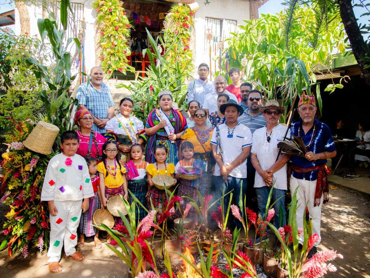 Izalco celebra sus raíces en el Día de los Pueblos Originarios