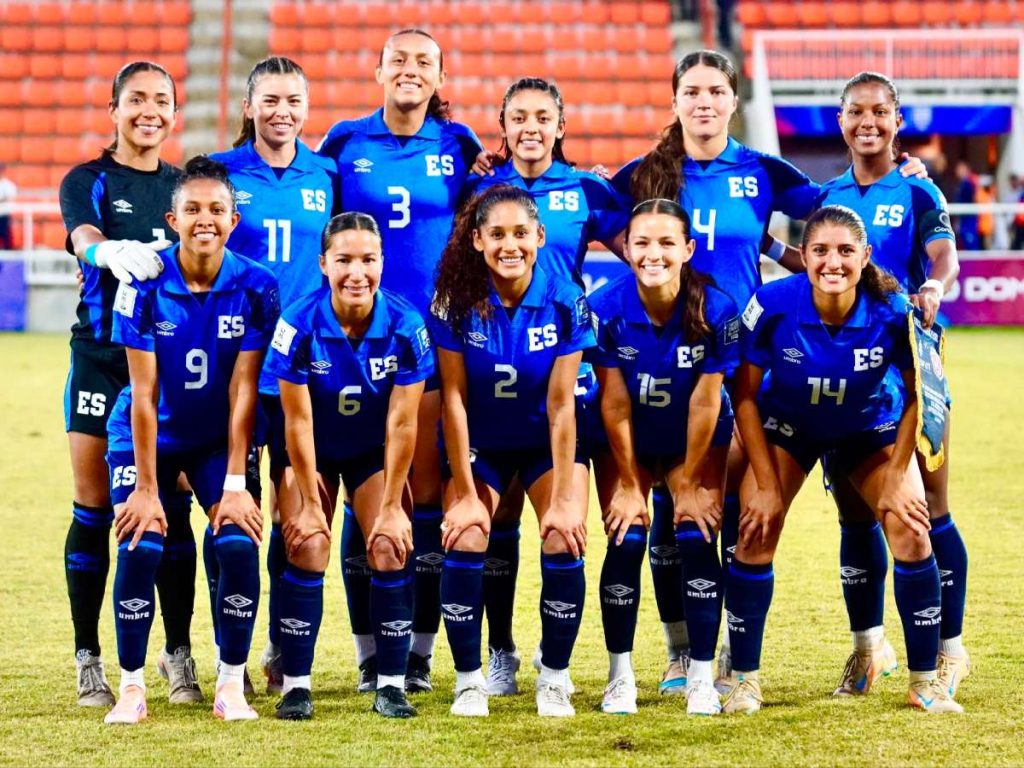 La selección femenina de El Salvador cayó 4-1 ante México en tiempo extra y quedó fuera de la final de los XXV Juegos Centroamericanos y del Caribe Santo Domingo 2026.