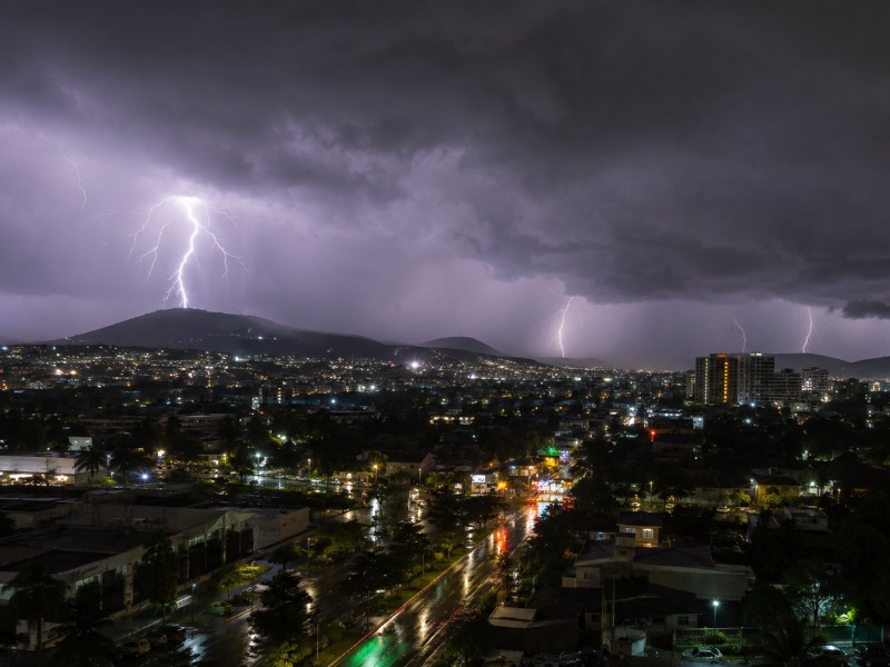 Las lluvias comenzarán durante la tarde en zonas montañosas de El Salvador y se extenderán a otros sectores durante la noche.