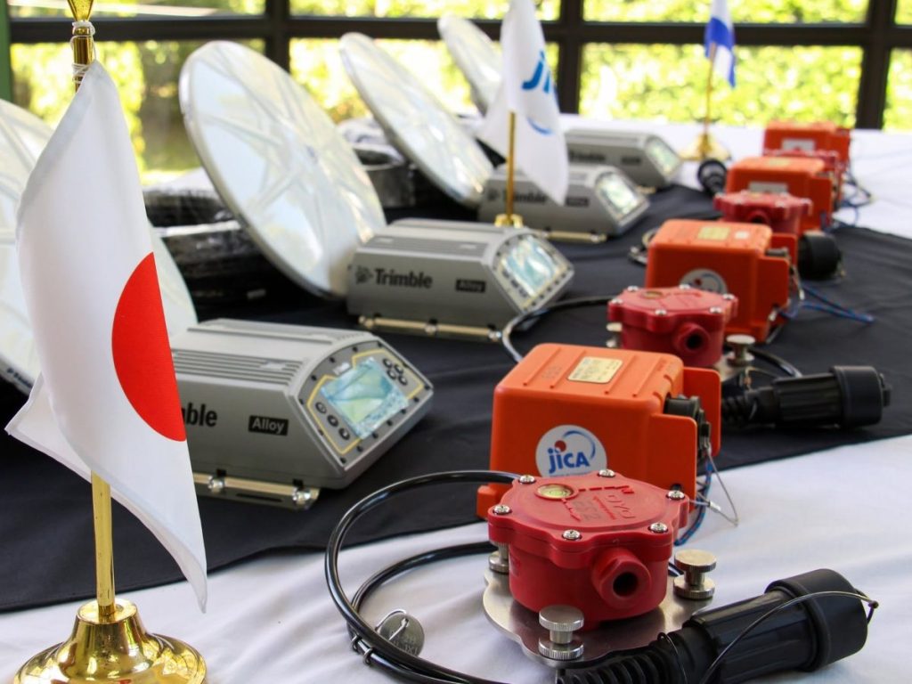 La tecnología permitirá estudiar microterremotos, deformación de la corteza y vibraciones mediante fibra óptica. Foto: UES