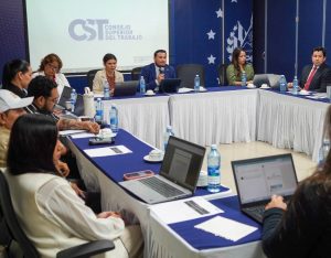 Transporte y distribución de las 44 horas entran en análisis laboral