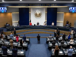 Exoneran de impuestos $1.3 millones de ayuda para 600 extrabajadores de maquila