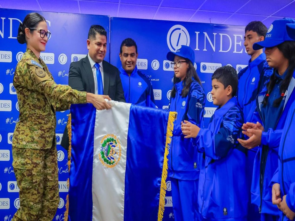 Atletas-estudiantes-Karla-Trigueros-pabellón