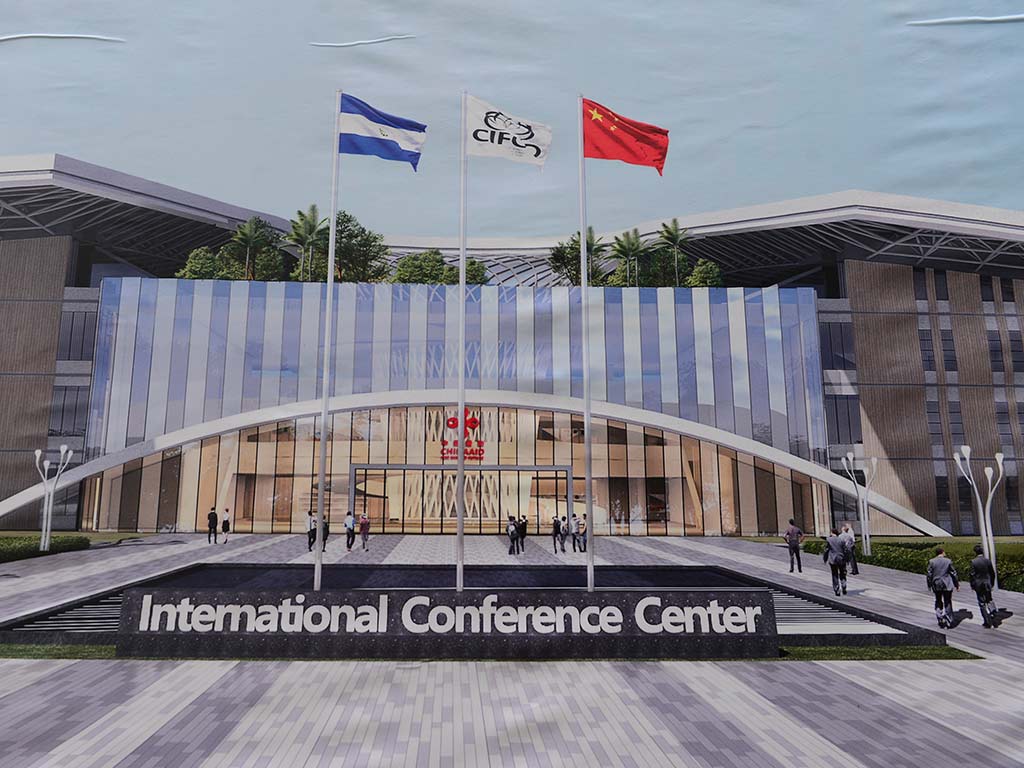 Ilustración digital del frente del edificio con banderas de El Salvador y China en la entrada principal.