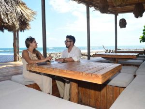 Las 3 experiencias imperdibles que debes probar en la playa Mizata