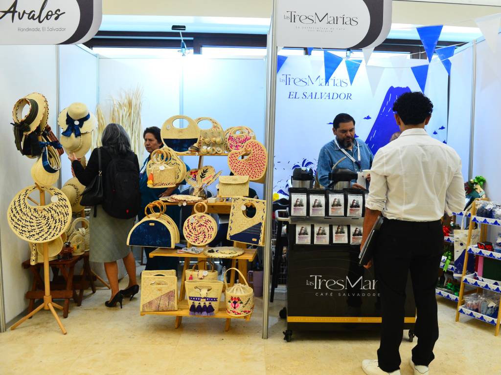 LM- El Salvador Travel Market- Tour Operadoras- Empresas- Turismo- Lugares