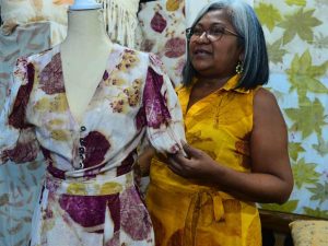 LM- Sandra Funes-Taller- Fabricación- Artesanal-Hojas Telas