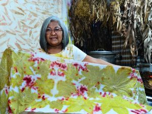 LM- Sandra Funes-Taller- Fabricación- Artesanal-Hojas Telas