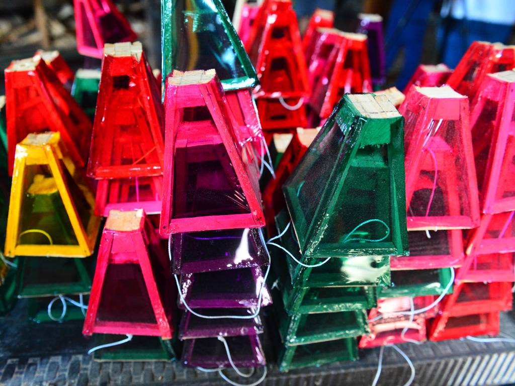 LM- Taller-Farolitos- Ataco- Edwar Guevara- Hermanos- Artesanía- Celebración- Ahuachapán