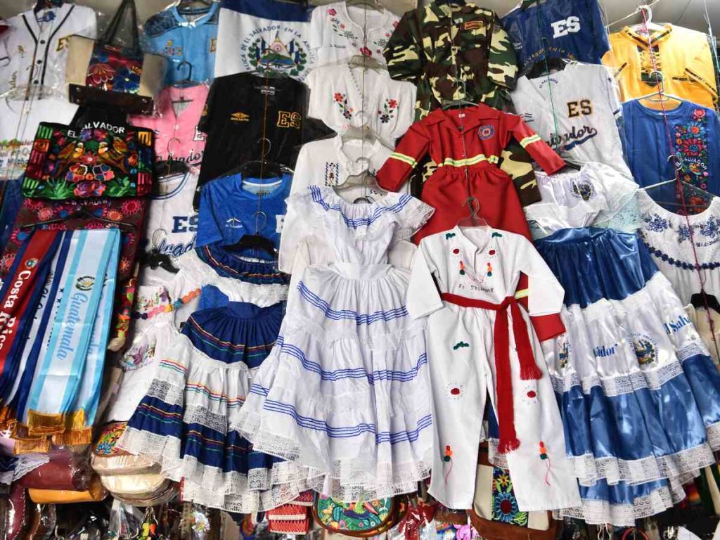 ML oferta trajes para independencia 005