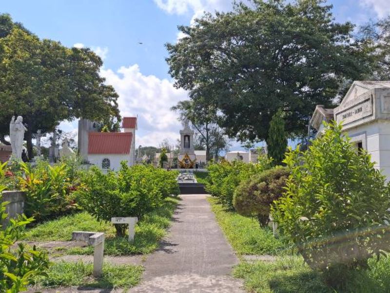 Los restos de María Josefa Lastiri permanecieron junto a los de Francisco Morazán en el Cementerio de Los Ilustres.