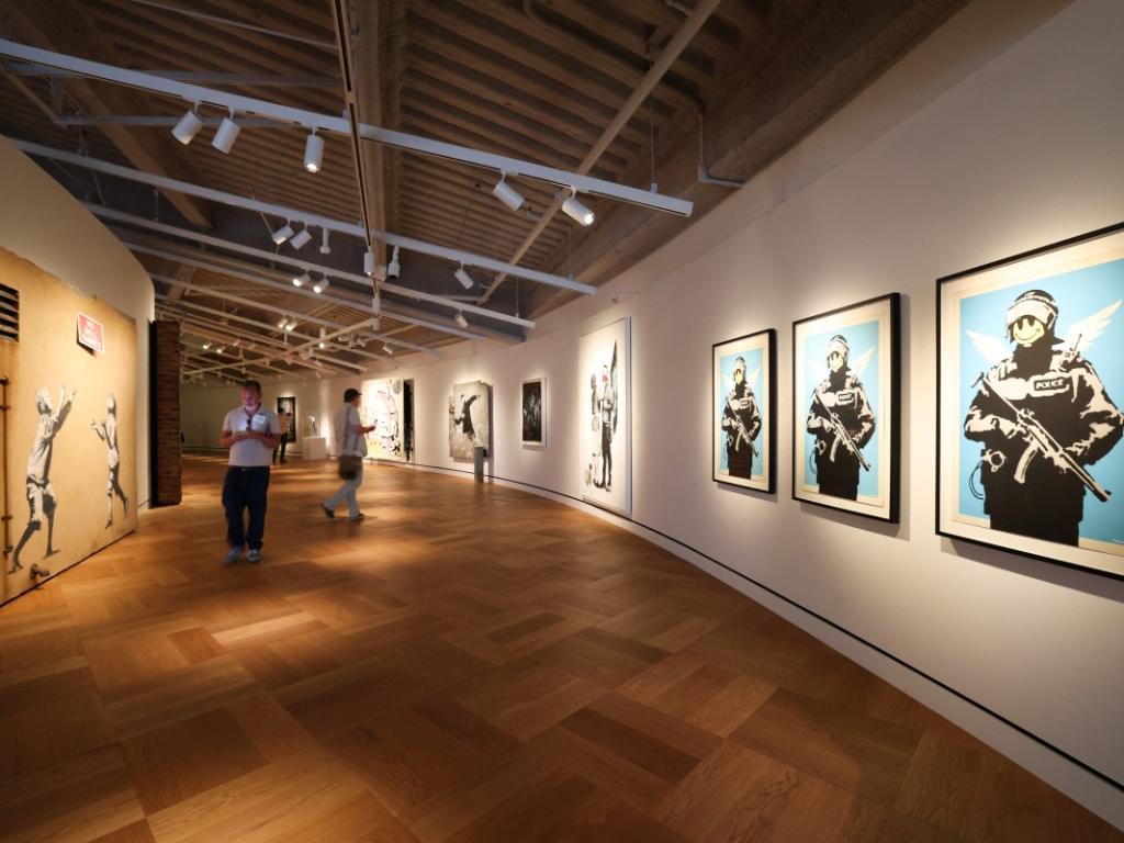 George Lucas habla sobre el concepto de arte accesible que define las galerías del Museo Lucas de Arte Narrativo.