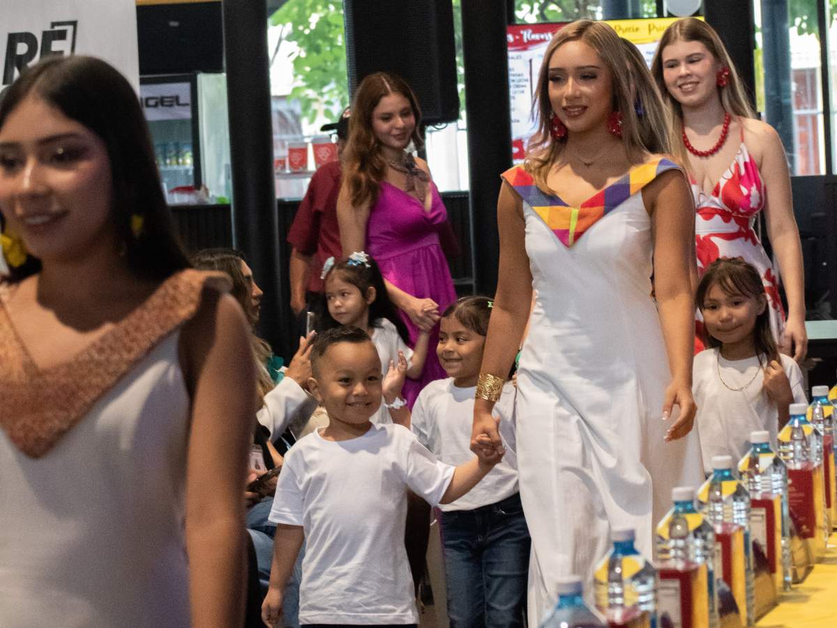 Regalemos Sonrisas Fashion Show-01