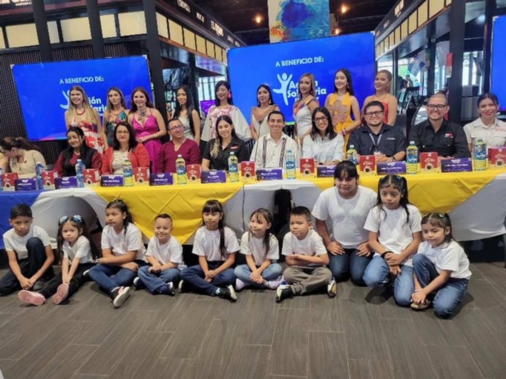 La iniciativa de Acción Solidaria reunirá diseñadores, modelos, marcas y talentos salvadoreños en una pasarela con causa social.