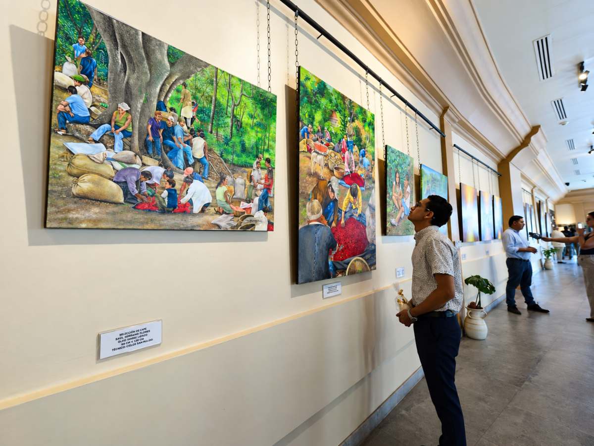 “Tierra, Café y Fe” reúne 12 obras de tres artistas salvadoreños en Casa Bou