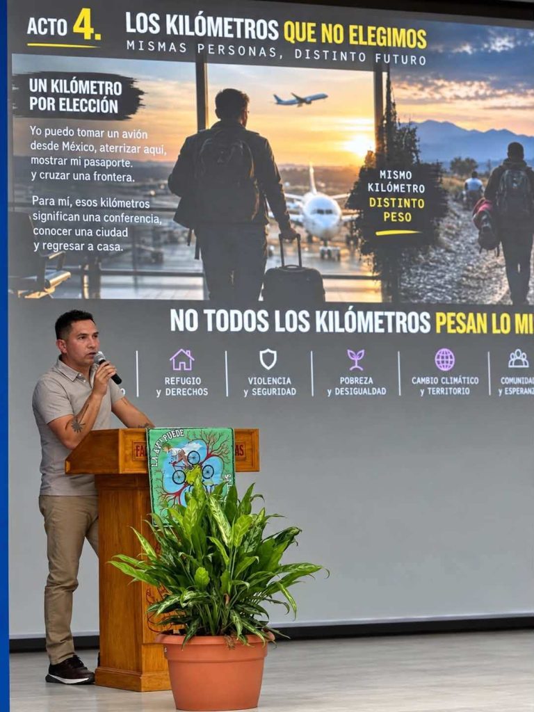 Rafael Hernández Monroy presentó en El Salvador su propuesta “Kilómetros de Humanidad”, que plantea repensar las ciudades desde las necesidades de quienes las recorren.