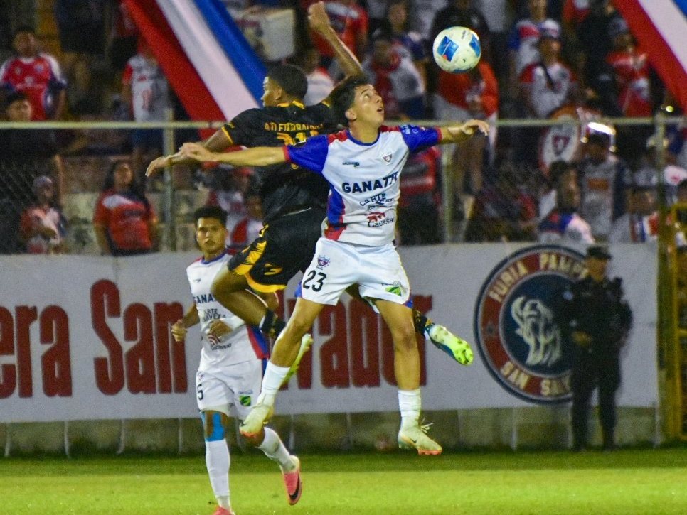 Firpo remonta y derrota 3-1 al Atlético Balboa