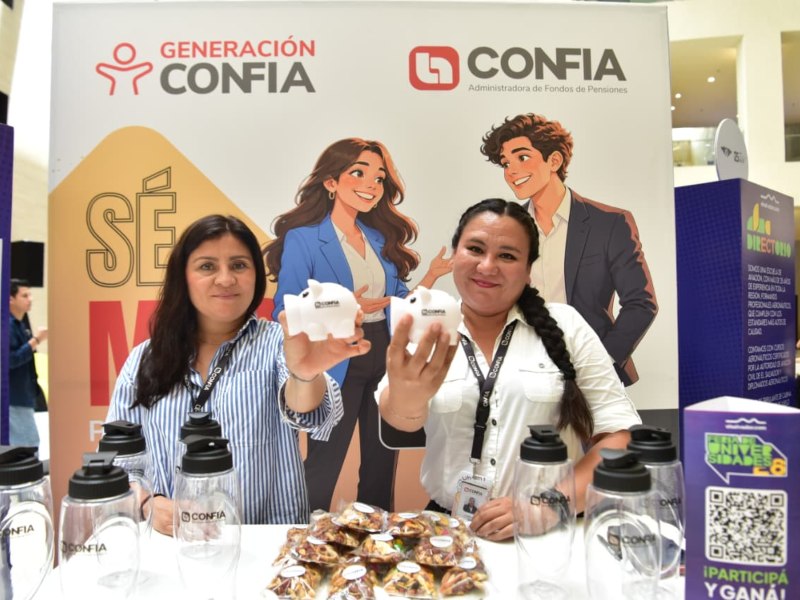 AFP Confía participó en la feria con un estand de orienta