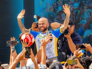 dani-alves-pedaleada-01