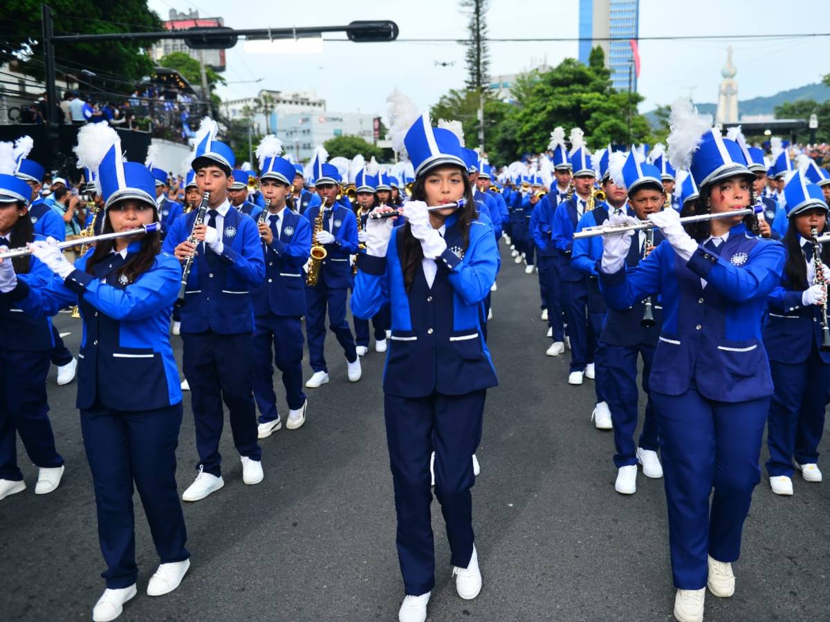 desfile-independencia-15-septiembre