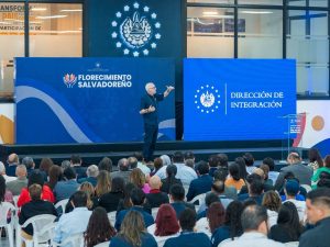 Encuentro con Rectores reúne a 46 instituciones por becas para 21 mil jóvenes en El Salvador