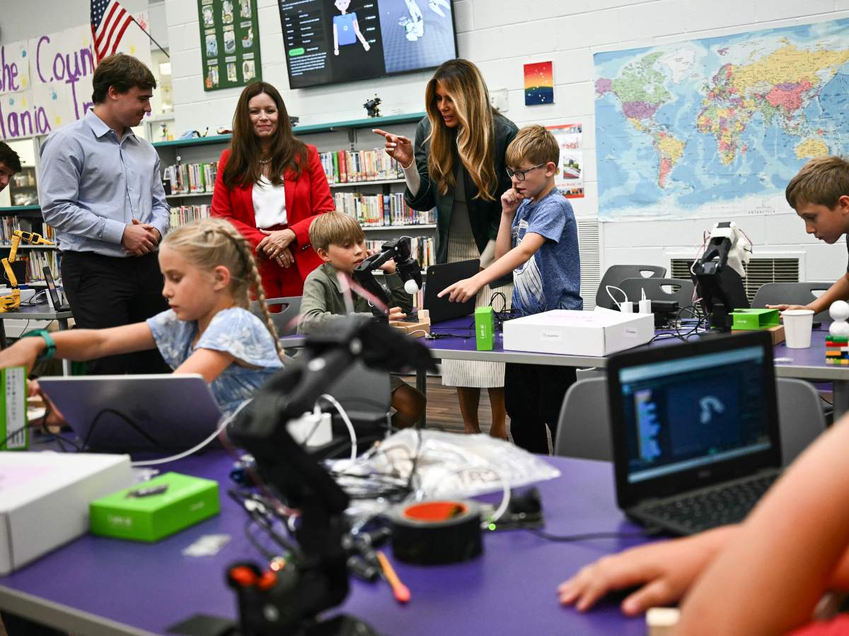 Estados Unidos anuncia acuerdo para expandir la IA en escuelas