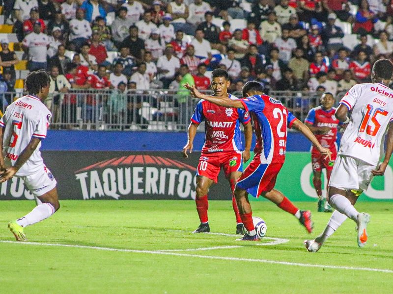 Olimpia cerró la serie de cuartos de final con un 6-0 global sobre Luis Ángel Firpo.