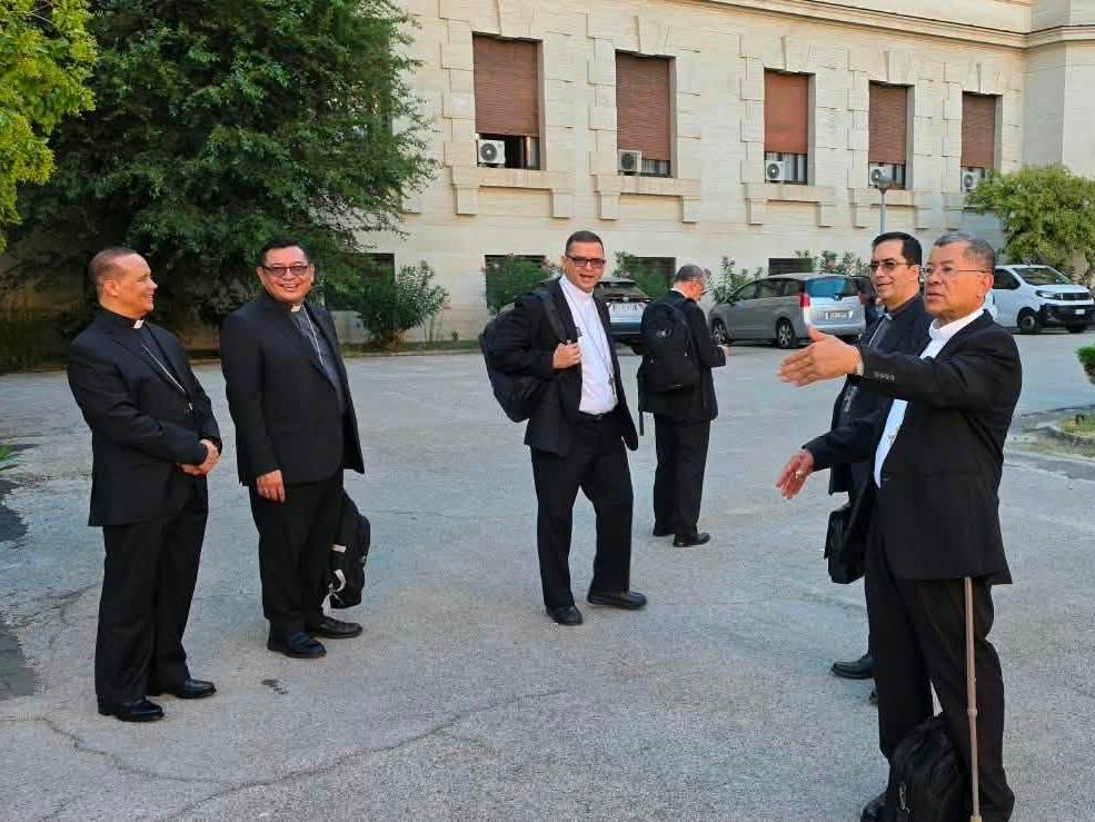 Los obispos salvadoreños cumplen en Roma la visita “ad limina apostolorum”, que contempla reuniones y actividades oficiales en el Vaticano.