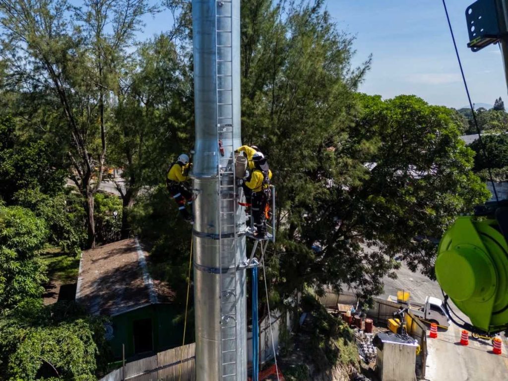 Los trabajos se realizan en la calle Zacamil, en el distrito de Mejicanos. Foto: MOPT