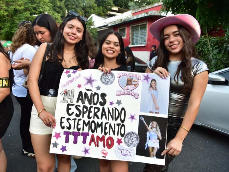 Andrea, Elsy y Jennifer se conocieron en la fila de acceso al Estadio Las Delicias
