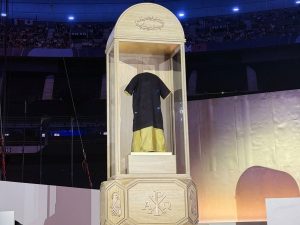 La Santa Túnica de Argenteuil es una de las reliquias cristianas más antiguas y enigmáticas conservadas en Francia.