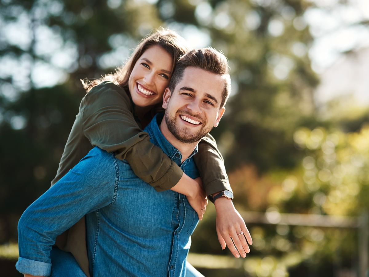 Convivir sin casarse gana espacio como una forma válida de construir pareja, especialmente entre generaciones más jóvenes.