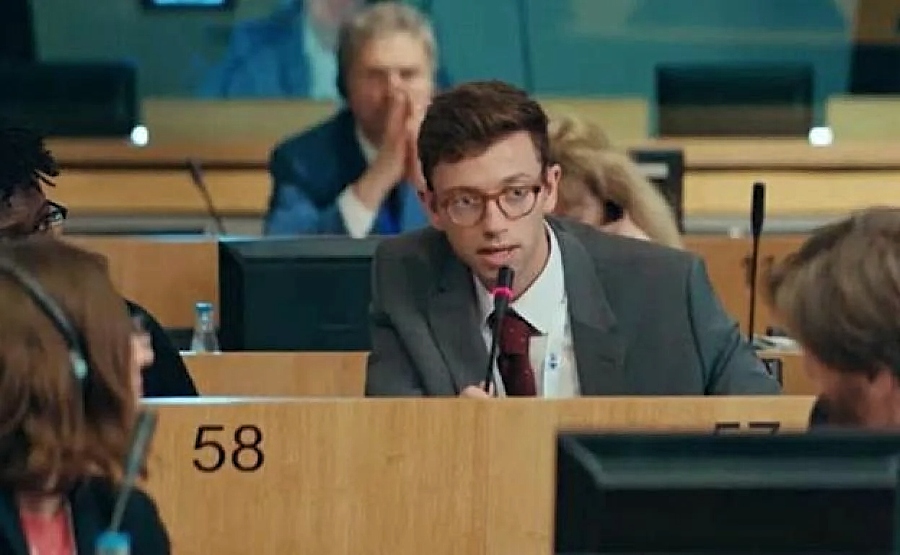 parlament parlamento europeo serie analisis retrospectiva joya libertad expresion critica robbie ruud 01