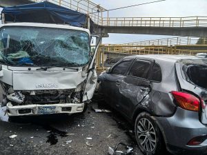 Accidente-vial-múltiple-Comalapa