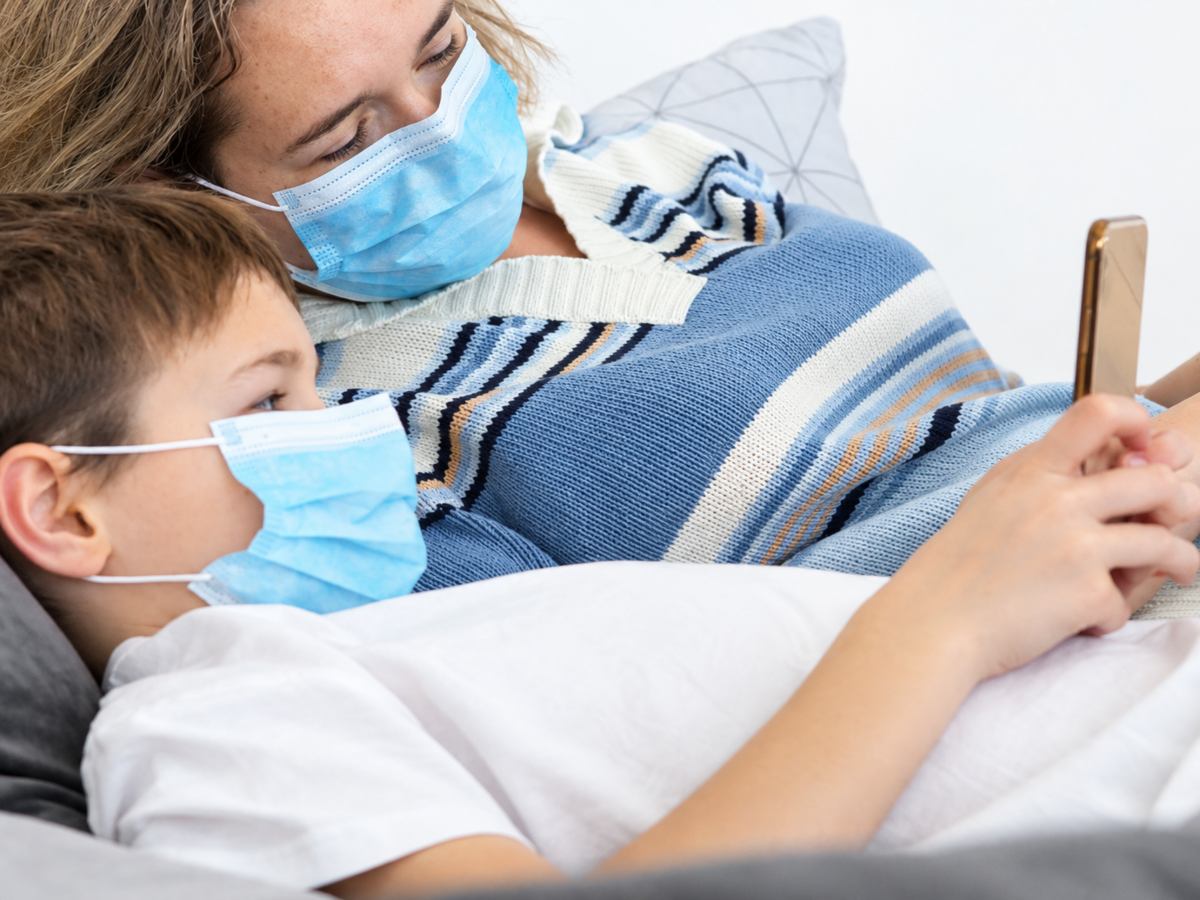 La leucemia, los tumores cerebrales y el linfoma figuran entre los tipos de cáncer infantil más comunes.