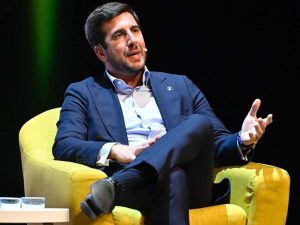 El empresario español de 37 años preside el Grupo Cox, compañía que anunció una inversión de $2,900 millones en El Salvador. Foto/ Cortesía