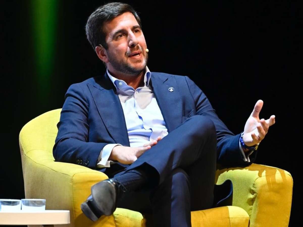El empresario español de 37 años preside el Grupo Cox, compañía que anunció una inversión de $2,900 millones en El Salvador. Foto/ Cortesía