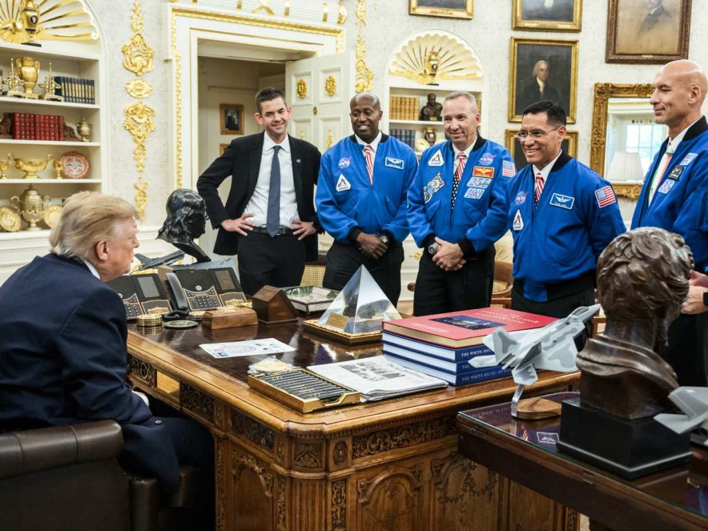 Frank Rubio, el astronauta salvadoreño que visitó la Casa Blanca con la tripulación de Artemis III